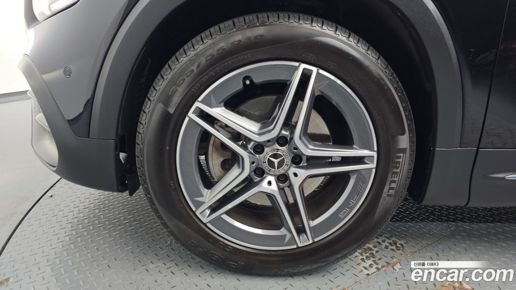 Mercedes-Benz GLB-Class GLB250 4MATIC, 2023