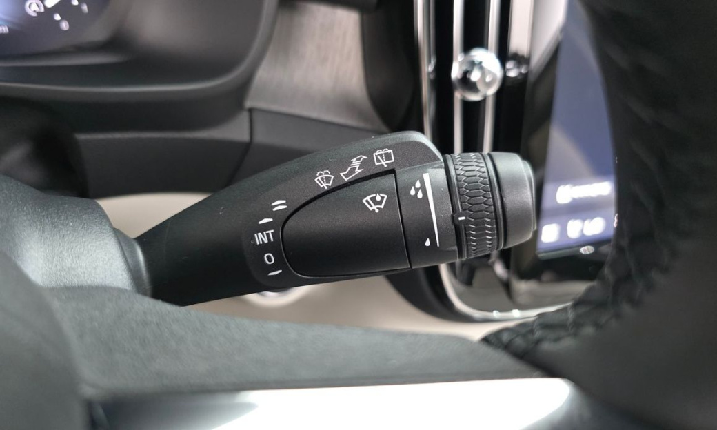 Volvo XC40 B4 Ultra Bright, 2026
