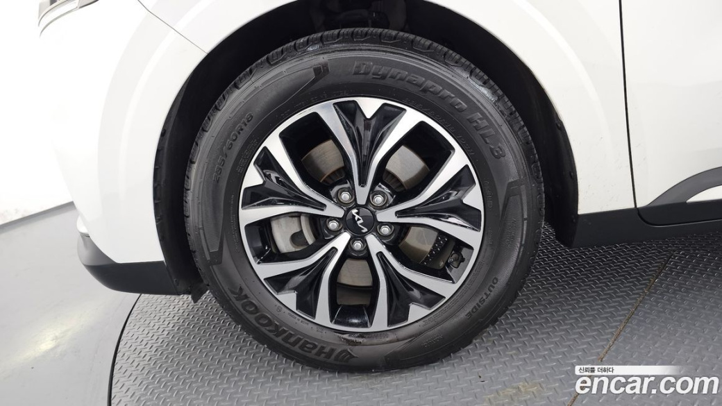 Kia Carnival 9-Seater Noblesse, 2022