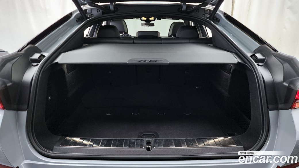 BMW X6 xDrive40i M Sport, 2025
