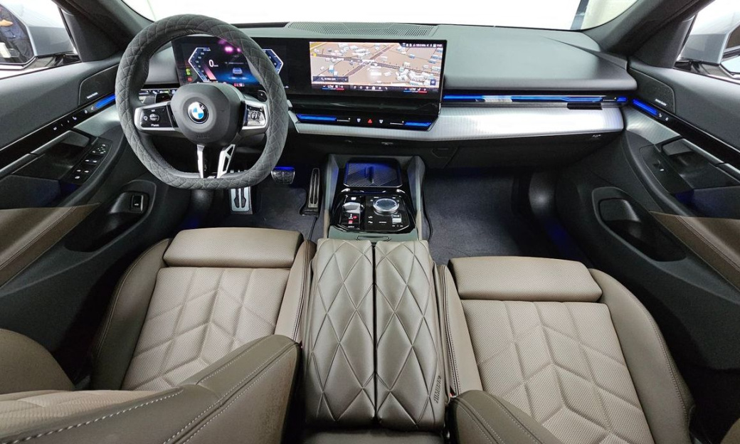 BMW 5-Series 520i M Sport, 2024