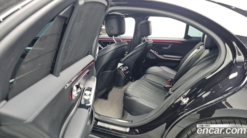 Mercedes-Benz S-Class S350 d, 2023