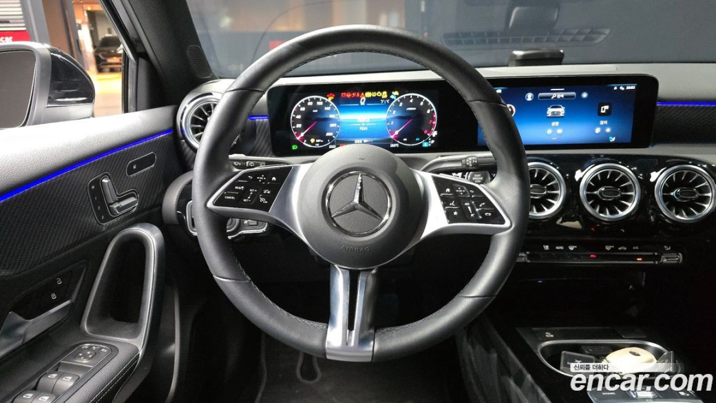 Mercedes-Benz A-Class A220 Hatchback, 2024