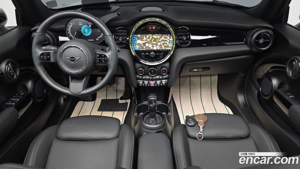 Mini Cooper Convertible Classic, 2024