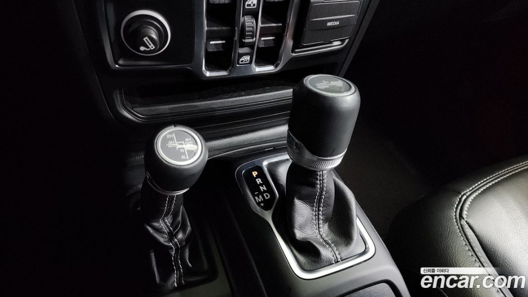 Jeep Wrangler 2.0 Overland Power Top 4Door, 2022