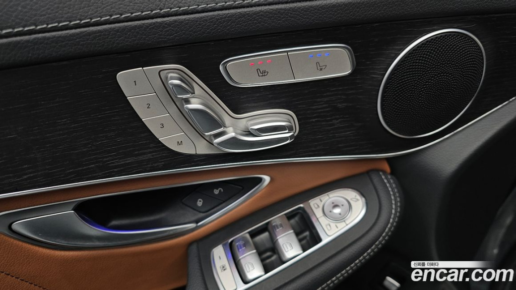 Mercedes-Benz GLC-Class GLC300 4MATIC, 2022