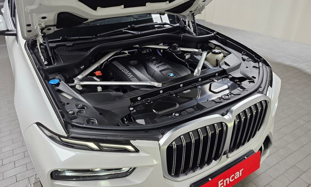 BMW X7 xDrive 40i Design Pure Excellence 6-Seater, 2024