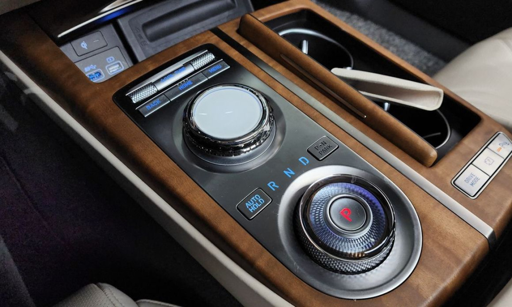 Genesis G80 Gasoline 2.5 Turbo AWD, 2023