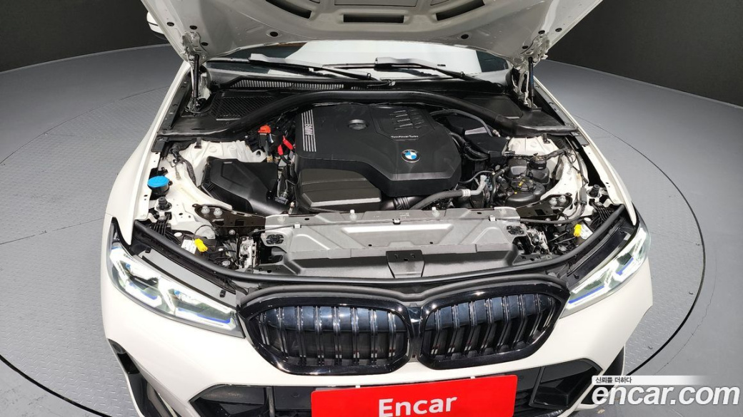 BMW 3-Series 320i M Sport, 2023