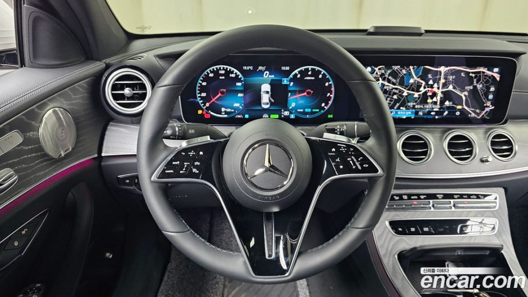 Mercedes-Benz E-Class E350 4MATIC Exclusive, 2023