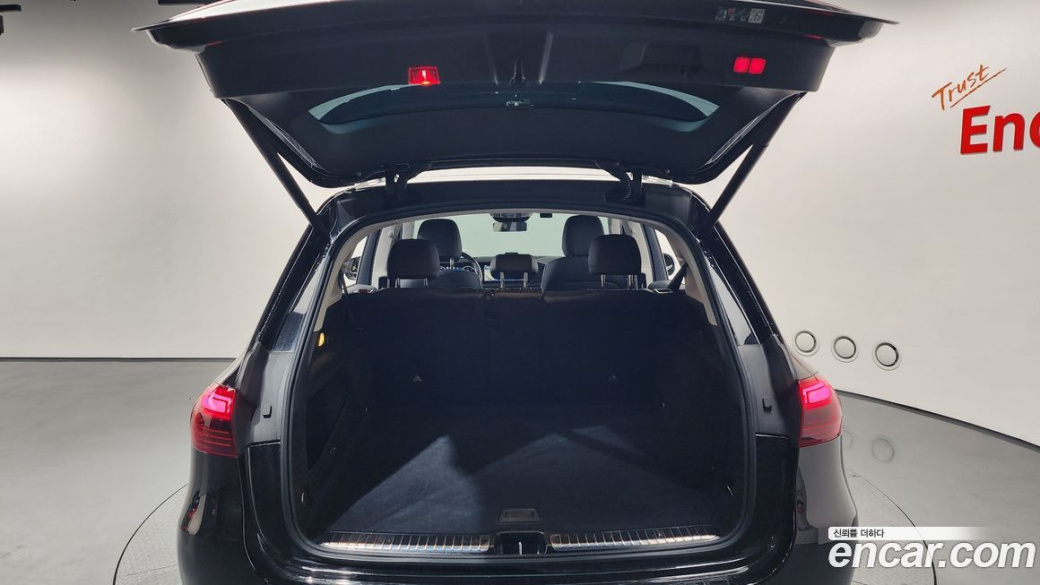 Mercedes-Benz GLE-Class GLE300d 4MATIC, 2024