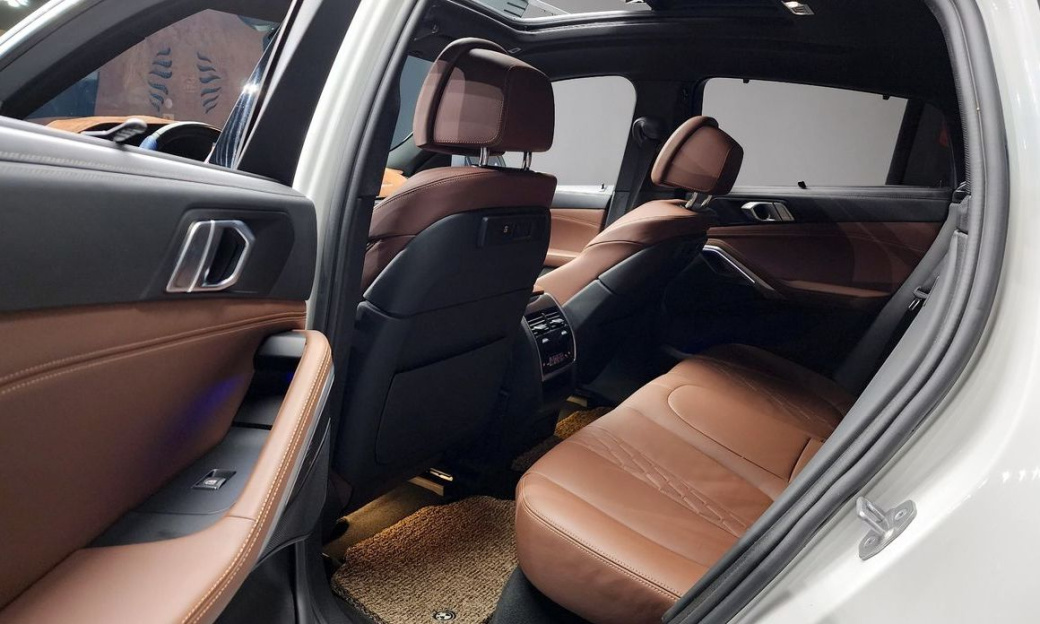 BMW X6 xDrive40i M Sport, 2022