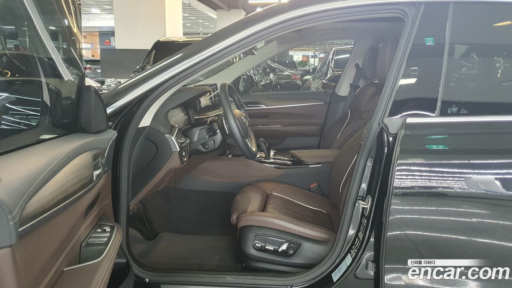 BMW Gran Turismo 620d xDrive Luxury, 2023