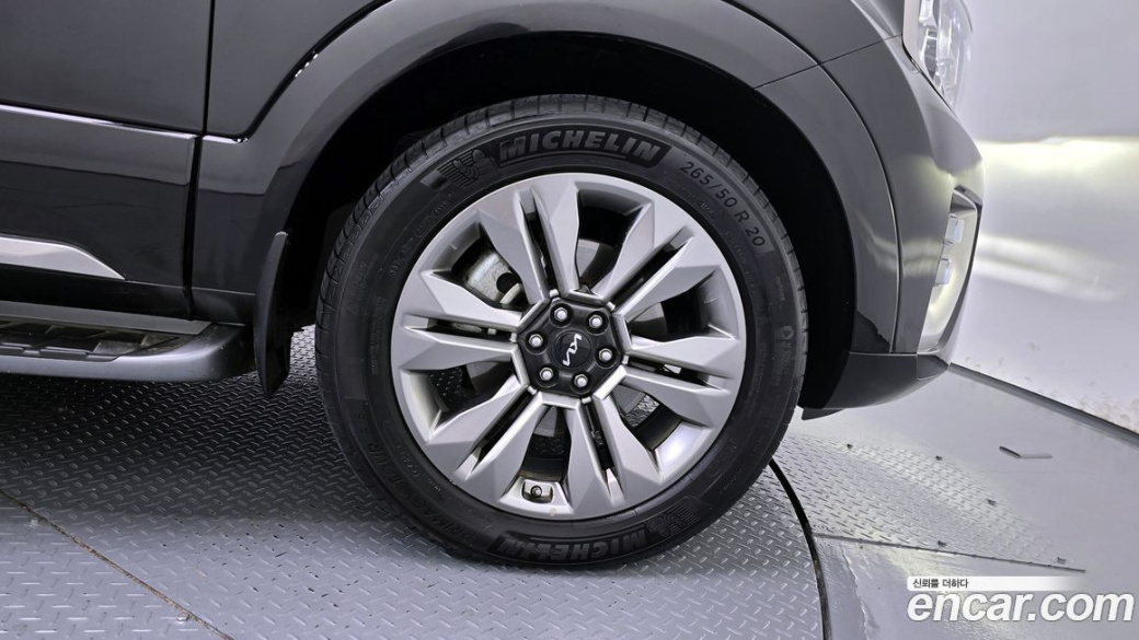 Kia Mohave Diesel 3.0 4WD 7-Seater, 2023