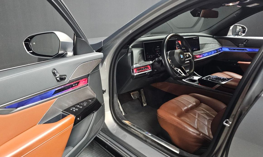 BMW 7-Series 740i xDrive M Sport, 2024