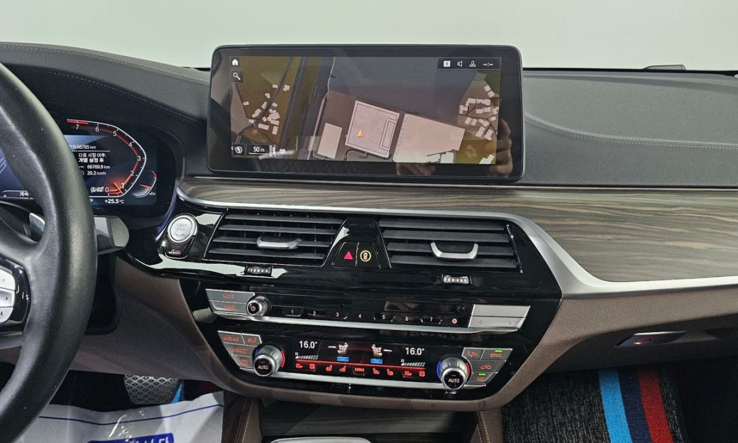 BMW Gran Turismo 630i xDrive Luxury, 2022