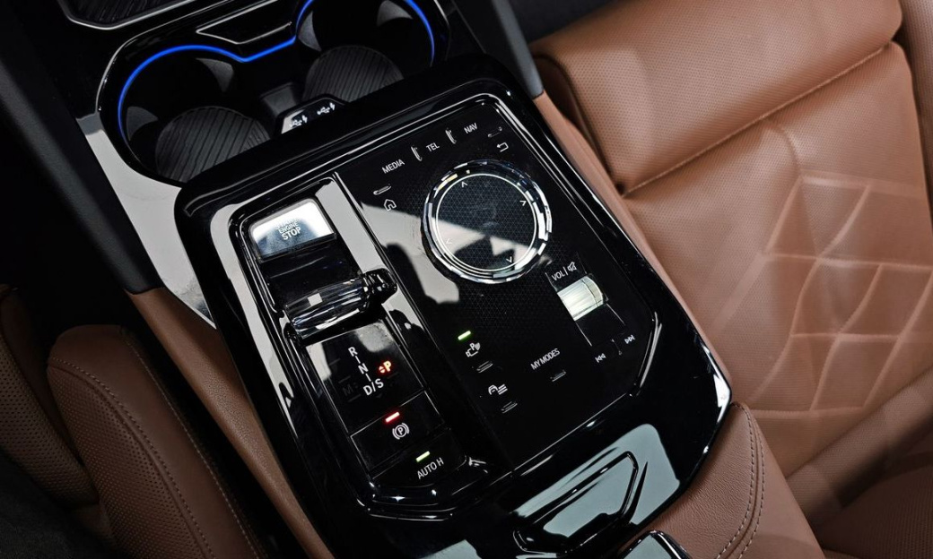 BMW 5-Series 530i xDrive M Sport, 2024