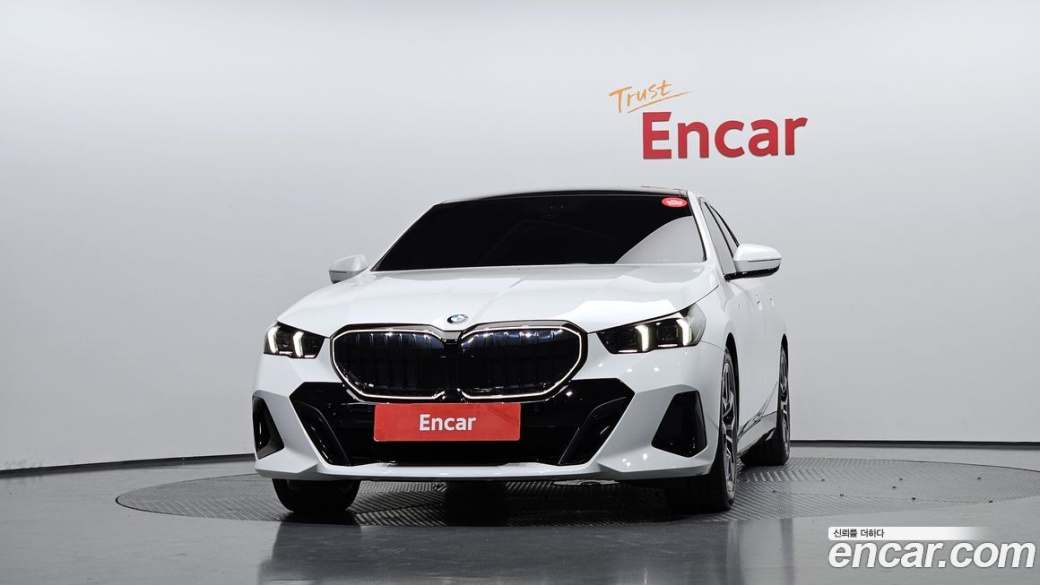 BMW 5-Series 520i Special Edition, 2025