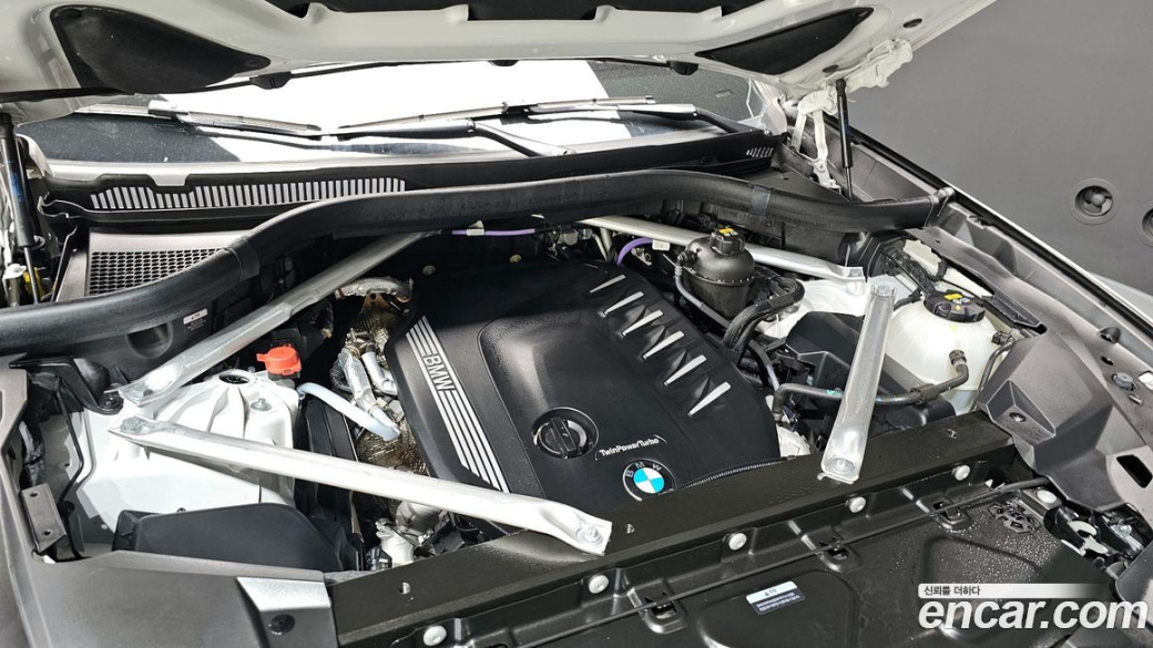BMW X5 xDrive 30d xLine, 2022
