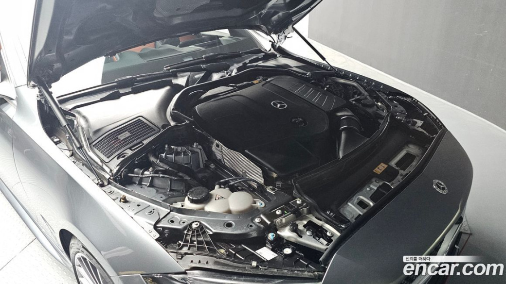 Mercedes-Benz C-Class C300 4MATIC AMG Line, 2023