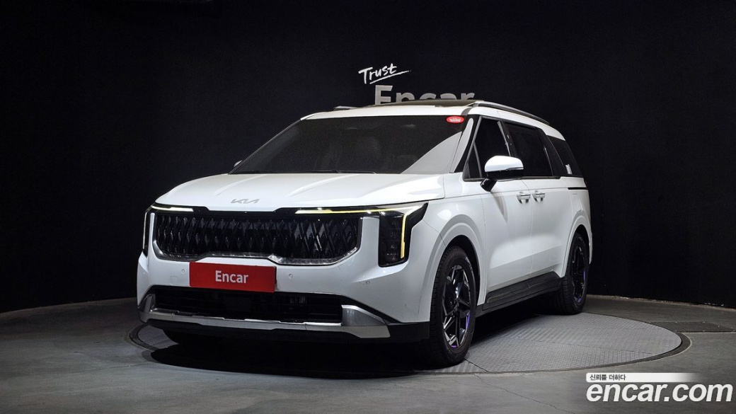 Kia Carnival 9-Seater Noblesse, 2024