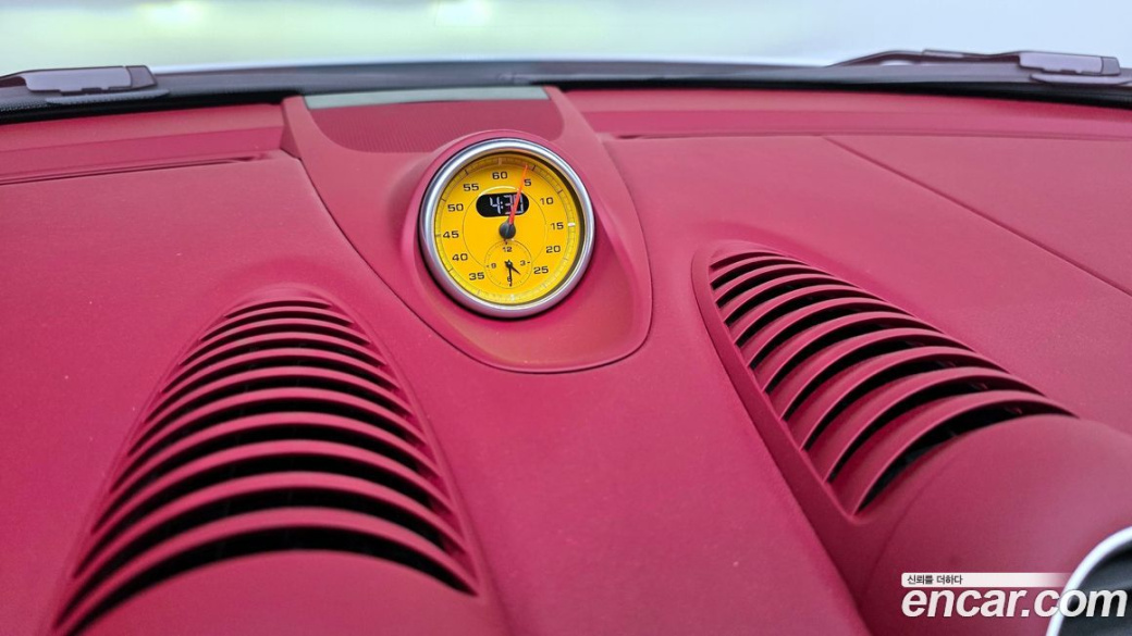 Porsche 718 4.0 GTS, 2024