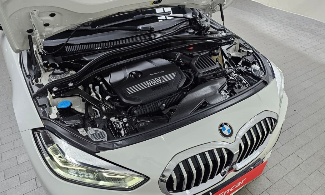 BMW 1-Series 120i M Sports, 2024