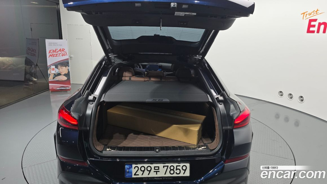 BMW X6 xDrive40i M Sport, 2024