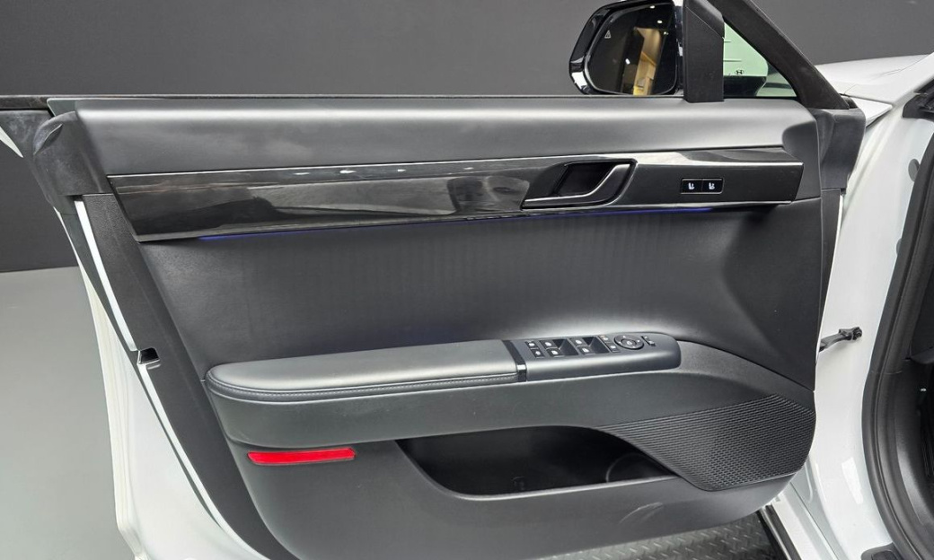 Hyundai Grandeur 2,5 Gasoline 2WD, 2023
