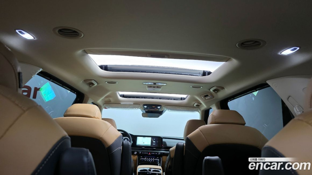 Kia Carnival 9-Seater Signature, 2023