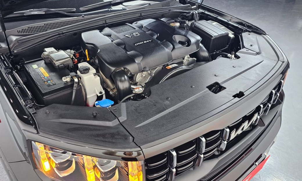 Kia Mohave Diesel 3.0 4WD 5-Seater, 2024