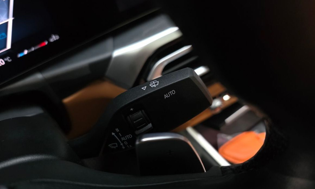 BMW 3-Series 320d, 2023