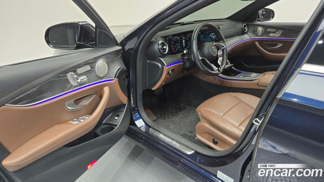Mercedes-Benz E-Class E350 4MATIC Avantgarde, 2022