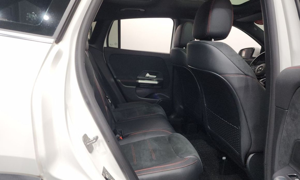 Mercedes-Benz GLA-Class GLA250 4MATIC, 2023