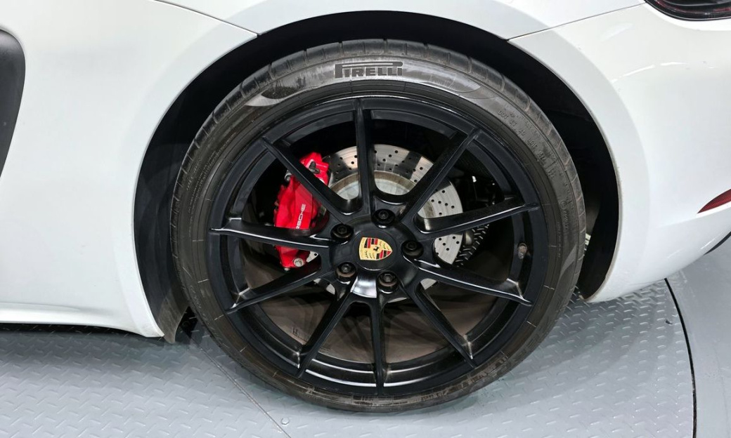 Porsche 718 4.0 GTS, 2024