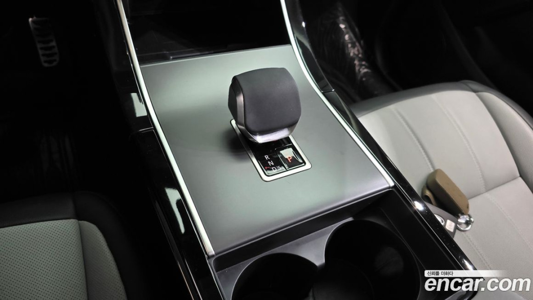 Land Rover Range Rover Evoque P250 Dynamic SE, 2024