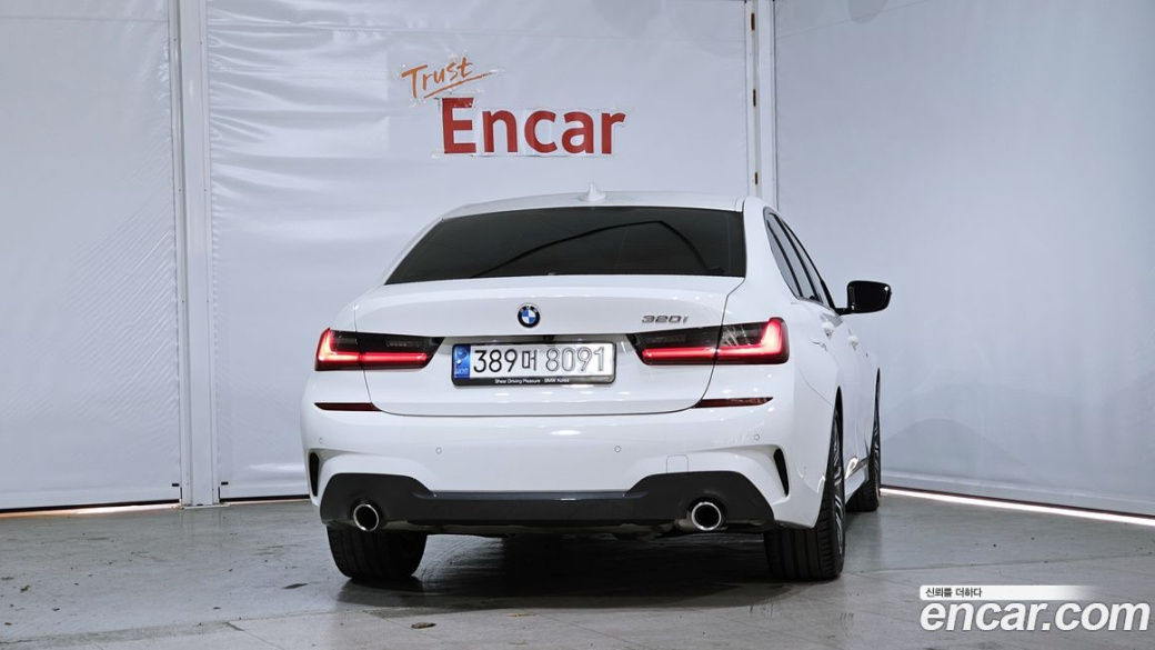 BMW 3-Series 320i M Sport, 2022