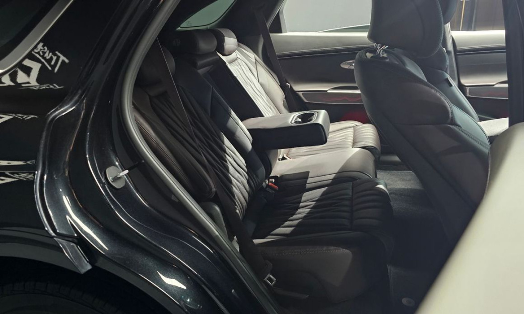 Genesis GV70 2.5T Gasoline 2WD, 2023
