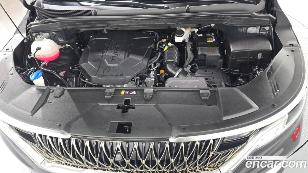 Kia Carnival 9-Seater Signature, 2023