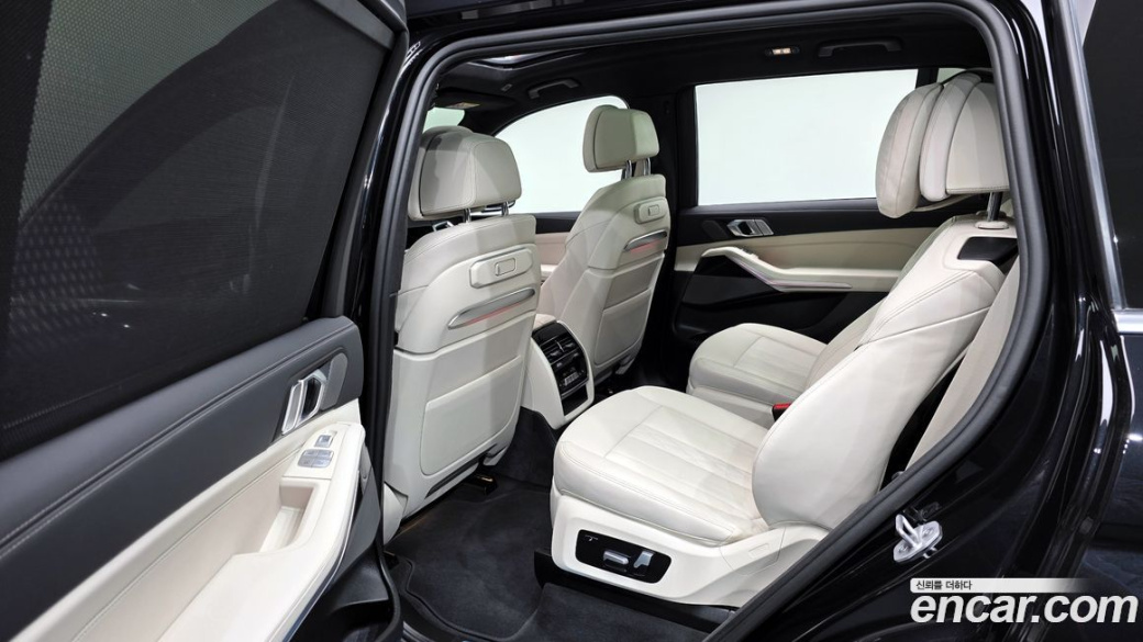 BMW X7 xDrive 40i M Sport 6STR, 2024