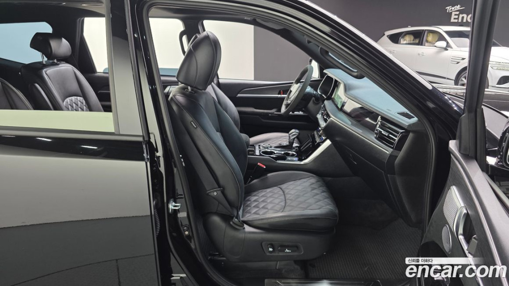 Kia Mohave Diesel 3.0 4WD 6-Seater, 2022