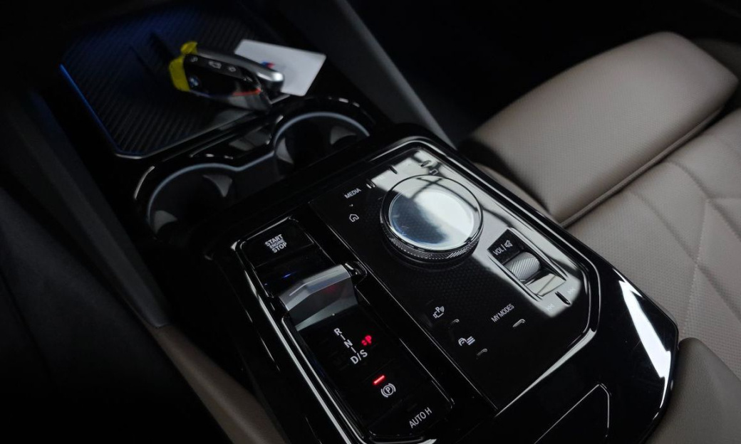 BMW 5-Series 523d M Sport, 2024