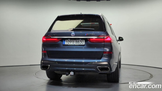 BMW X7 M50i 6STR, 2022