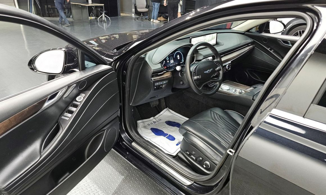 Genesis G80 Gasoline 2.5 Turbo AWD, 2022