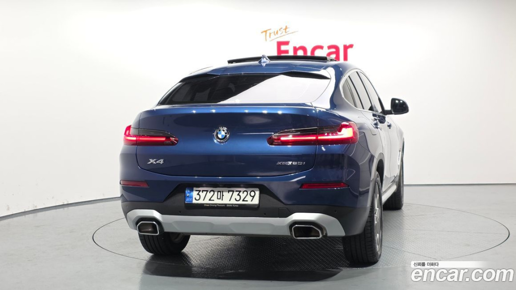 BMW X4 xDrive20i xLine, 2022