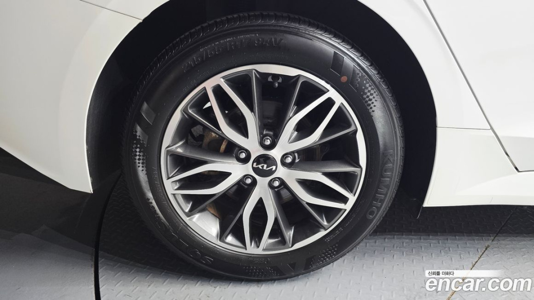 Kia K5 2.0, 2023