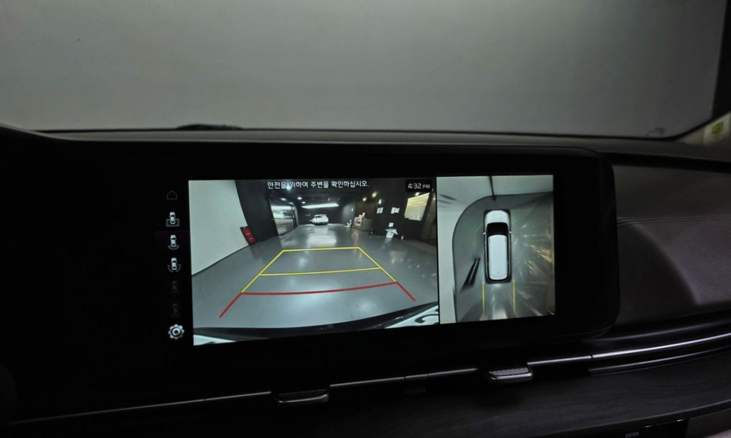 Kia Carnival 11-Seater Signature, 2023