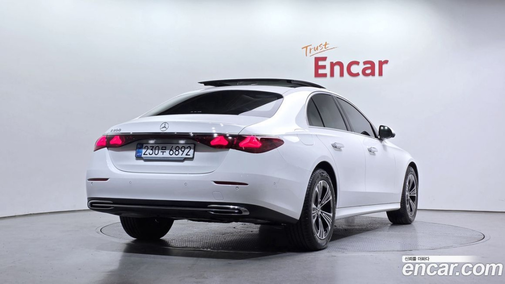 Mercedes-Benz E-Class E200 Avantgarde, 2026