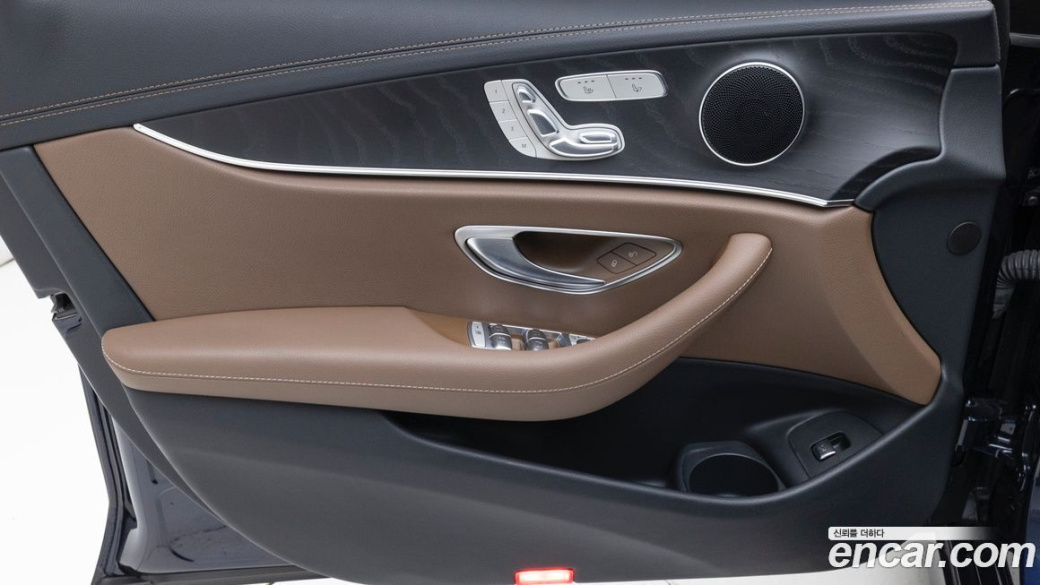 Mercedes-Benz E-Class E250 AMG Line, 2023