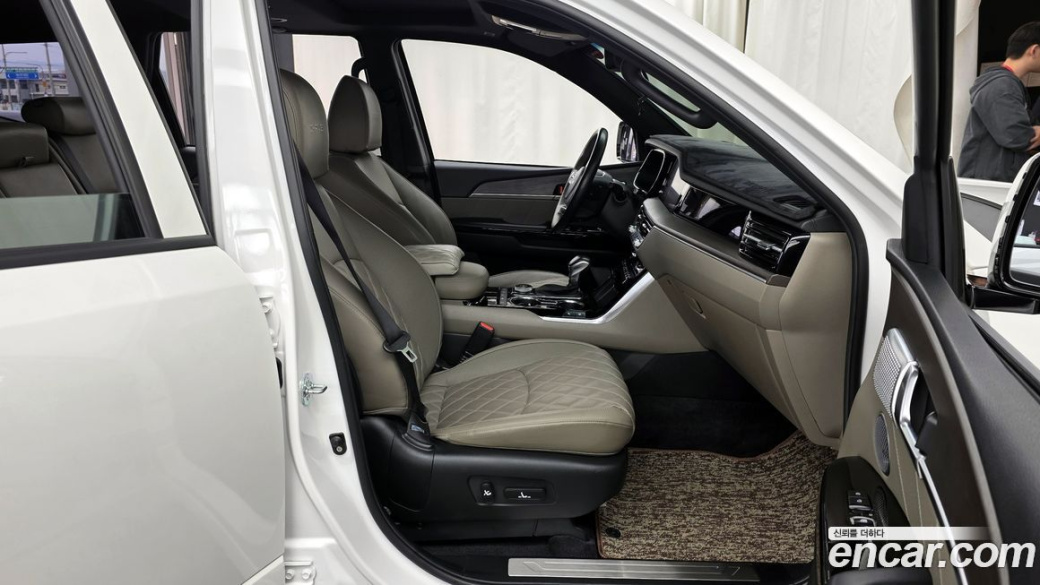 Kia Mohave Diesel 3.0 4WD 7-Seater, 2023